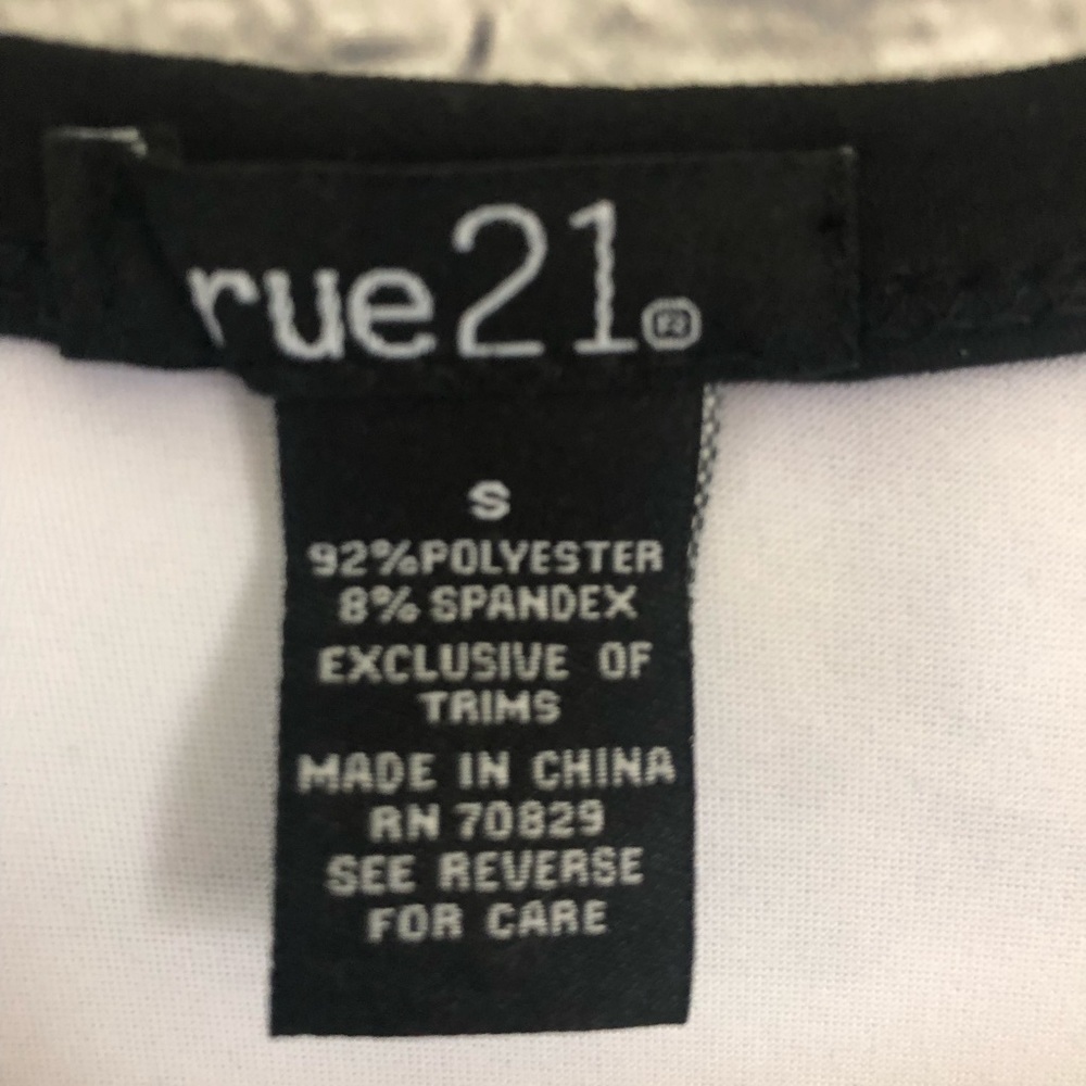 Bundle!! 3 fun  shirts Shein Rue 21 Love j - Picture 7 of 8